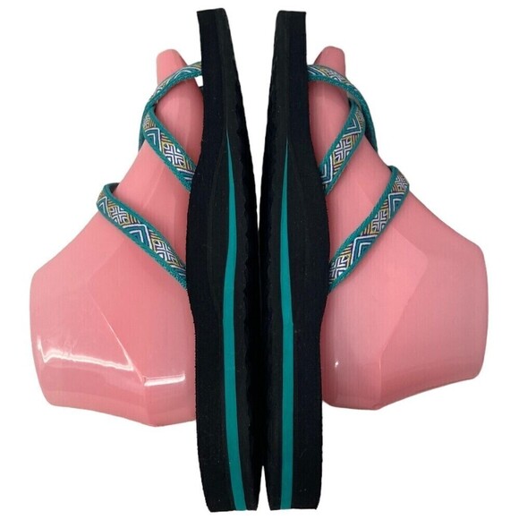 Teva Mush Women's Size 11 Turquoise Blue S/N 6840B Cross Strap Sandals - Picture 3 of 10